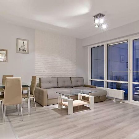 Strict Center Towarowa Appartement Poznań Buitenkant foto