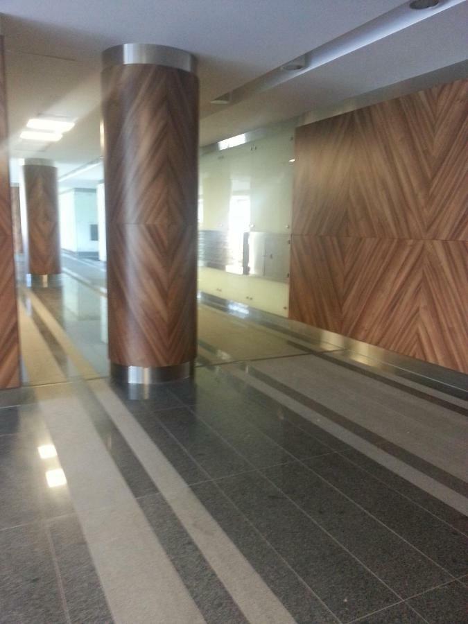 Strict Center Towarowa Appartement Poznań Buitenkant foto