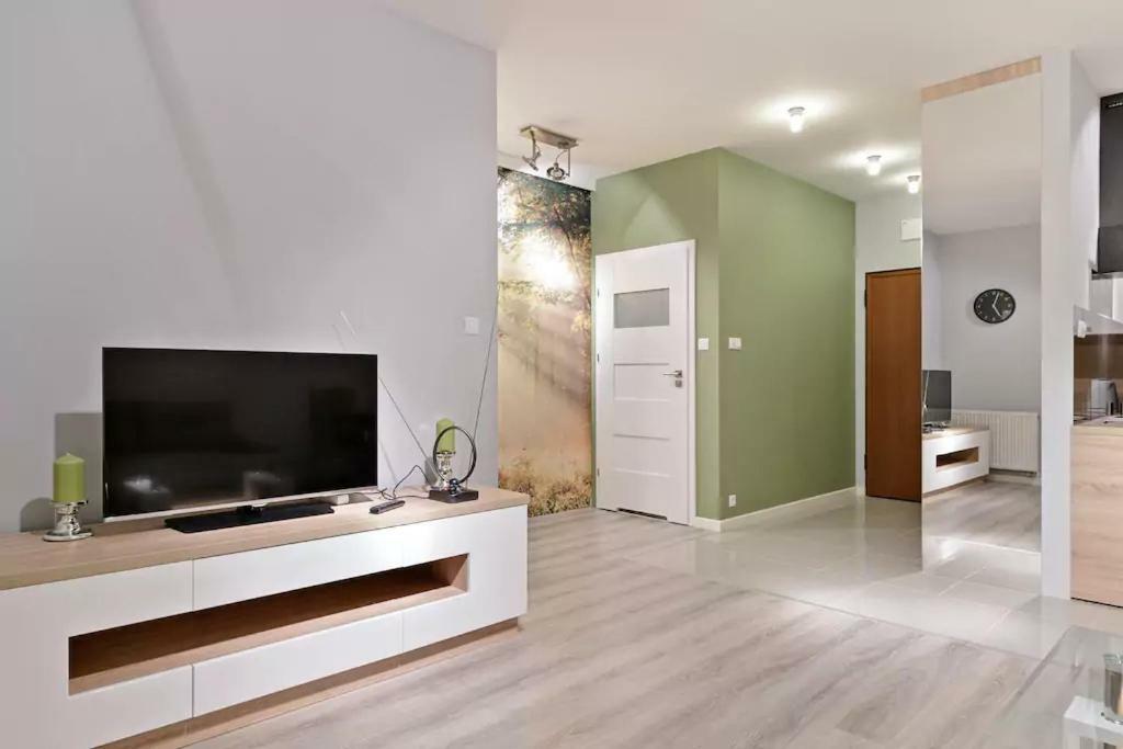 Strict Center Towarowa Appartement Poznań Buitenkant foto